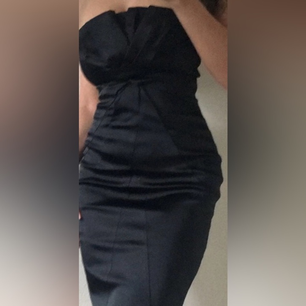 Karen Millen black satin cocktail dress, size 6 - Picture 5 of 5